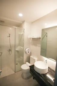 Fide Hotel - Bathroom