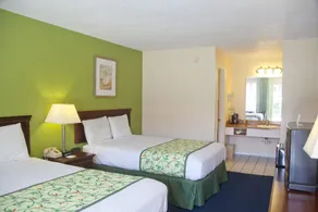 Days Inn by Wyndham DeFuniak Springs - Chambre