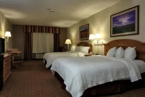 Lancaster Inn & Suites - Chambre