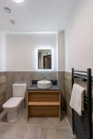 Hotel No.9 - Bathroom