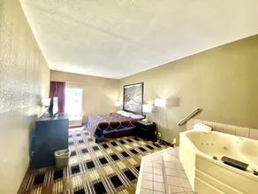 Super 8 by Wyndham Conway - Chambre