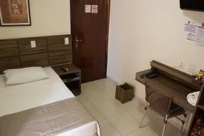 Hotel Valencia - Room