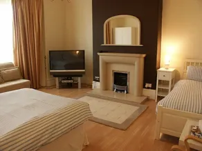 Cara Guesthouse - Room
