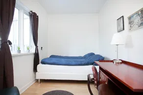Hringbraut 104 - Room