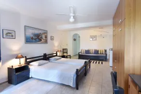 Sophia Villa Paros - Beachfront Villa at Lolantonis - Room