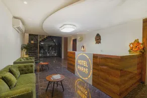 Hotel Paris Chandigarh Zirakpur - Rezeption