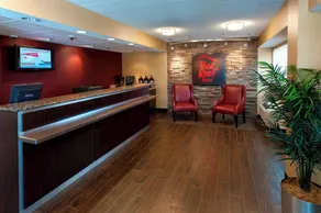 Red Roof Inn PLUS+ Philadelphia Airport - Hall