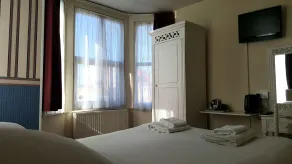 The Langtry Hotel - Room
