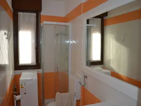 Renovated flat with pool and terrace near the beach - Badezimmer