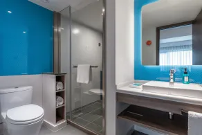 Holiday Inn Express Ningbo City Center by IHG - Bathroom