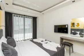 Leonis Hotel - Room