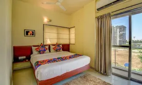FabHotel Sky Vista Inn - Room