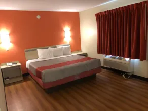 Motel 6-Urbana, IL - Chambre