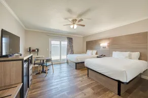 Harbor House Inn - Room