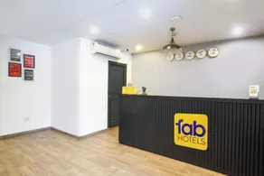 Fabhotel Cinco - Reception