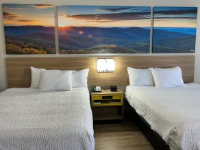 Days Inn by Wyndham Clayton - Zimmer
