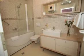 Hotel Bellevue Trogir - Baño
