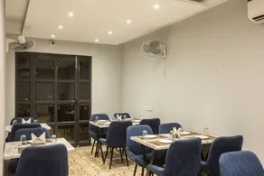 Regalia Grand By Delight Stay - Restaurant