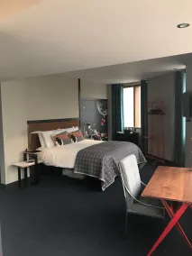 Bullitt Hotel - Room