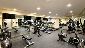 Ramada by Wyndham Flushing Queens - Salle de remise en forme