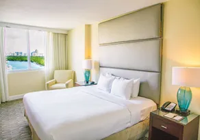 GalleryOne Doubletree Hilton GC Turtle Cove - Chambre