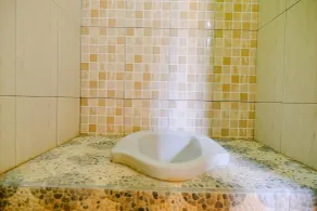 Hotel O Ilyasa Family - Baño
