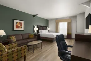 Best Western Plus Duncanville Dallas - Room