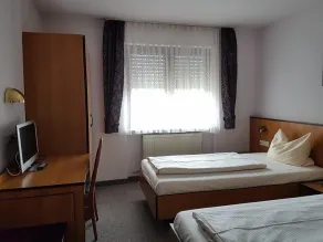 Hotel Neue Traube - Chambre