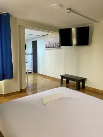 Hotel Naciones Unidas - Room
