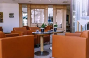 Atomis Hotel Munich Airport by Mercure - Coin salon dans le hall