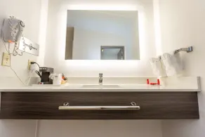 SureStay Hotel by Best Western Seaside Monterey - Salle de bain