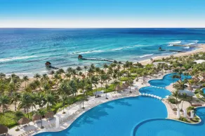 Ocean Breeze Riviera Maya - Basseng