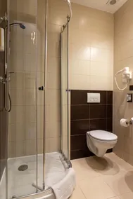 Hotel Maximum - Bathroom