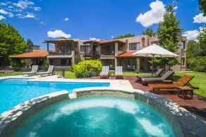Lares De Chacras - Pool