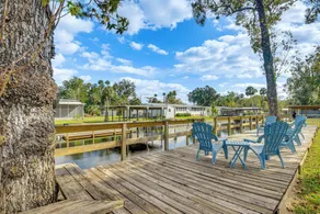 Riverside Retreat w/ Boat Dock in Sunny Astor! - Innenbereich