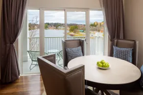 voco Saranac Lake NY - Waterfront by IHG - Vue de la chambre