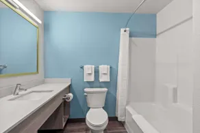 WoodSpring Suites Gilbert - Mesa Gateway Airport - Salle de bain