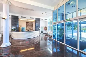 Hotel Gran Vista Plava Laguna - Recepción