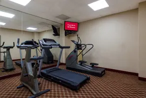 Red Roof Inn and Suites Newark - University - Salle de remise en forme