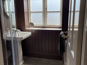 Warren House Cottage - Badrum