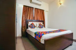 FabHotel Home Tree Service Apartment - Rum