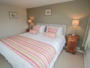 Robin Cottage - Room