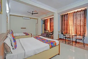 FabHotel Sandalwood Vibes - Room