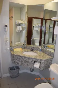Rodeway Inn & Suites New Paltz - Hudson Valley - Bad
