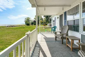 Fall & Winter Port Hope Retreat w/ Lake Views - Interiør