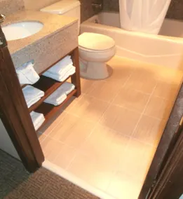 Quality Inn & Suites Boonville - Columbia - Salle de bain