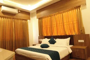 Hotel SKVR Grand - Theni  - Værelse