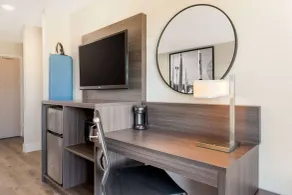Super 8 by Wyndham Orlando Near Florida Mall - Chambre