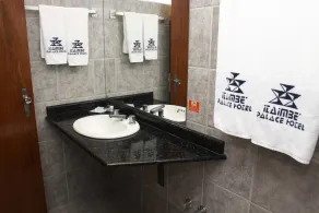 Itaimbé Palace Hotel - Bathroom