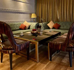 Status Club Resort - Lobby sitting area